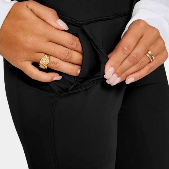 NWT Halara Cloudful Air High Waisted Drawstring Black Joggers Small - Picture 2 of 5